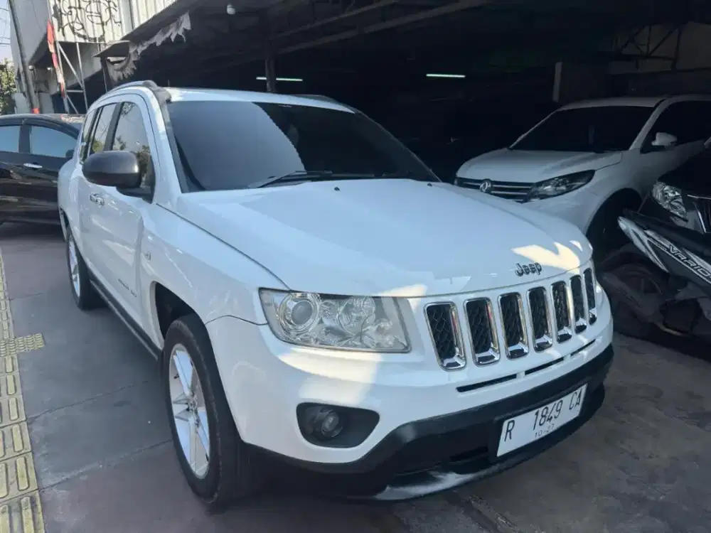 Jeep compas 2.4 th 2012 AT 4x4  Siap pakai