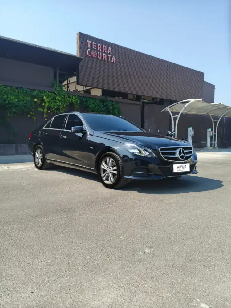 E200 Avantgarde 2016 Metallic Black
