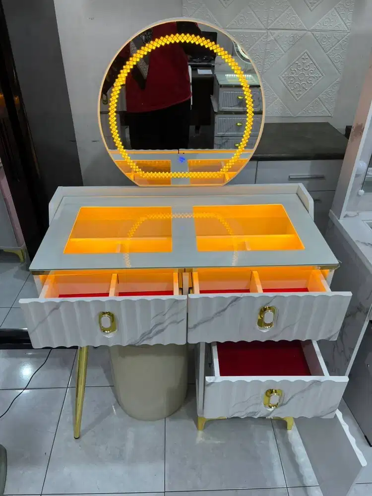 READY MEJA RIAS IMPORT LAMPU TERMURAH
