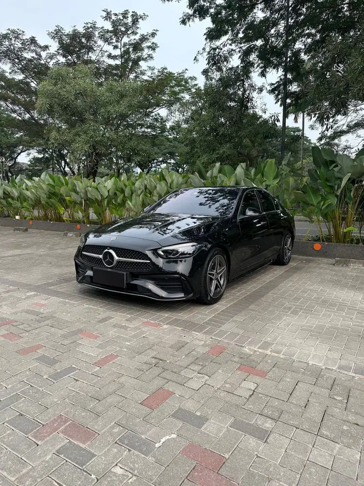 Mercedes Benz C300 AMG 2024