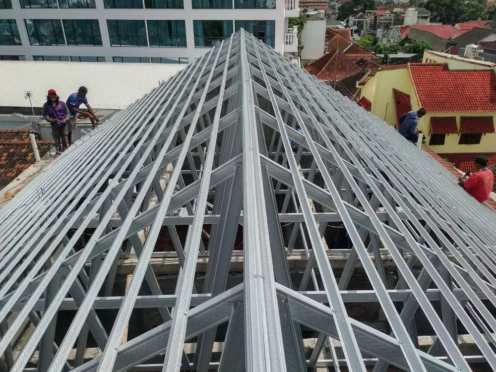 Renovasi Atap Lapuk Ganti Baja Ringan UPVC ALDERON/DRSHIELD Awet Murah