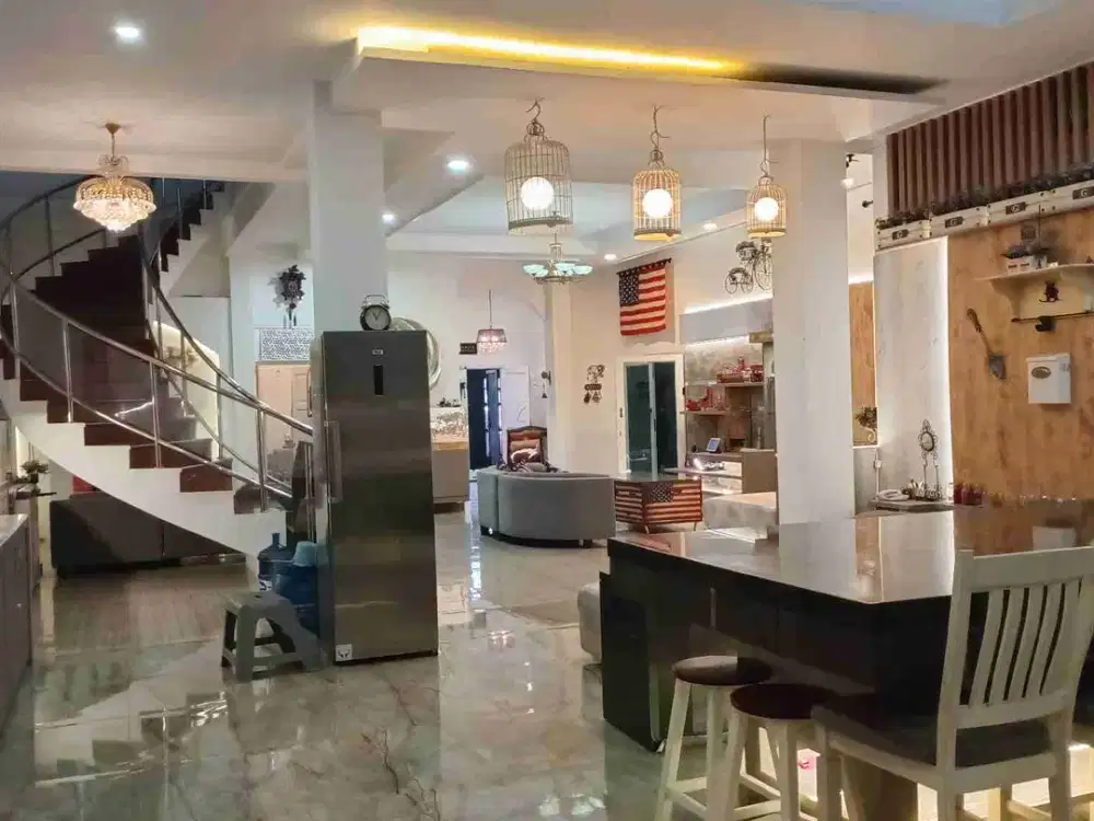 Rumah Mewah Taman Holis Indah 1 Dekat Kopo Bandung