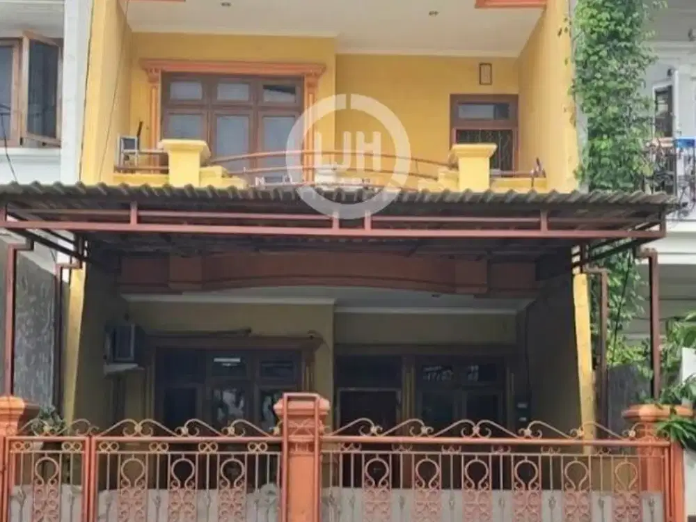 Rumah Dijual di Musik Raya BCS Kelapa Gading Jakarta Utara Lokasi Strategis