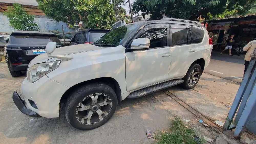 Toyota Prado 2010 Bensin
