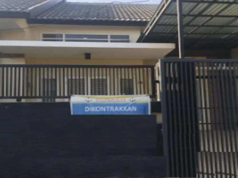 rumah disewakan klampis semolo barat surabaya
