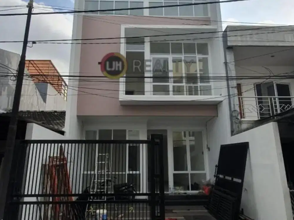 Rumah Jual di Janur Kuning Kelapa Gading Jakarta Utara