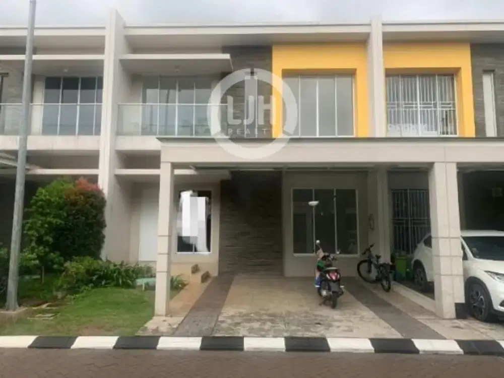 RUMAH HADAP UTARA LOKASI DI CLUSTER EROPA, SEDAYU CITY KELAPA GADING