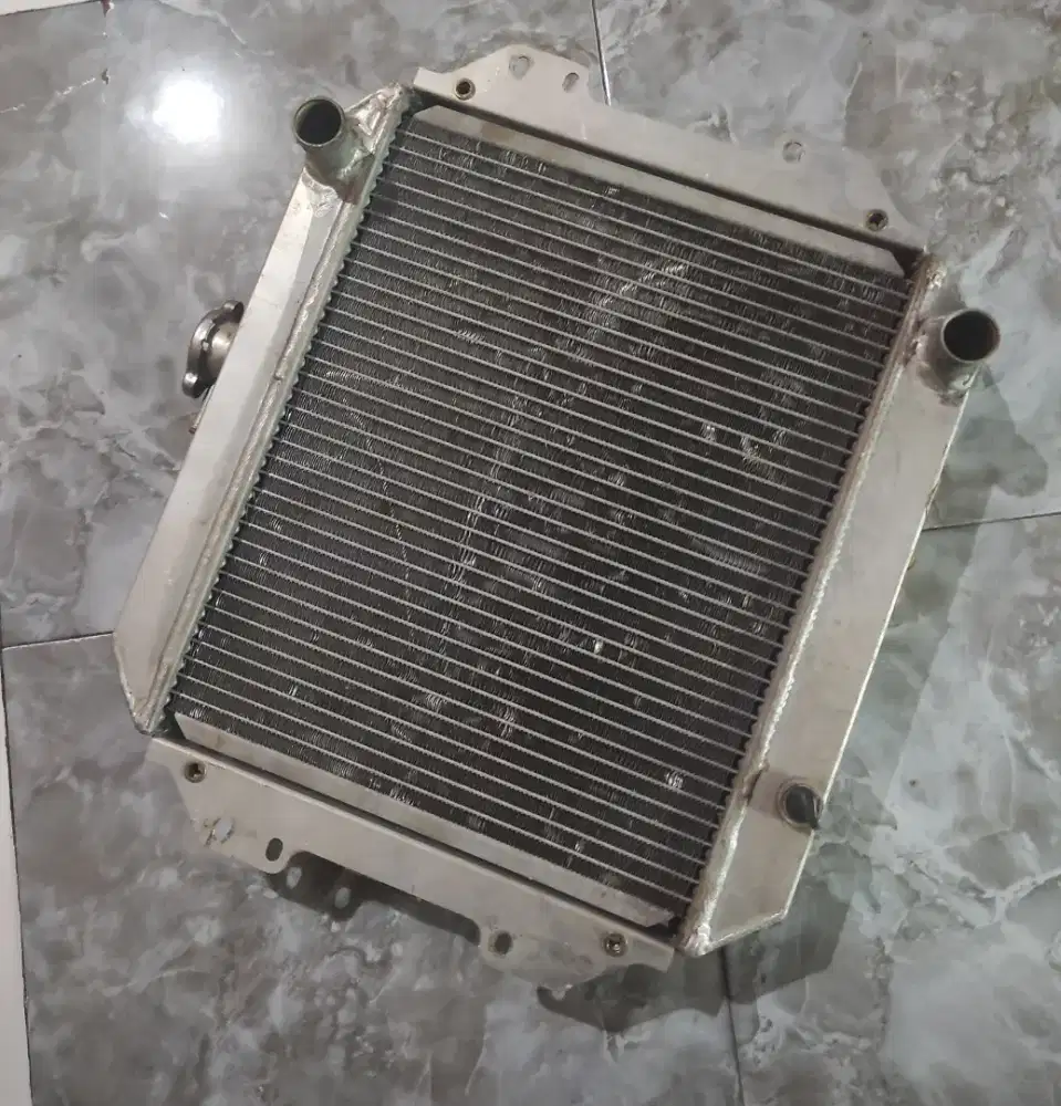 Radiator aluminium ex Suzuki jimny katana
Sierra