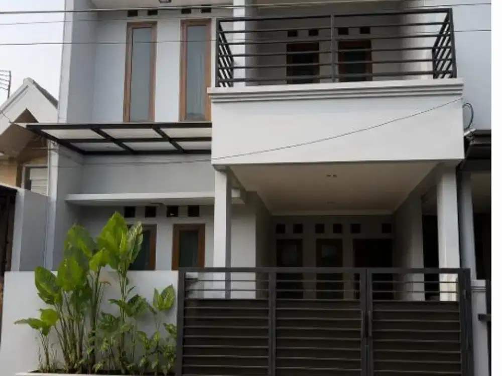 Dijual Rumah Siap Huni 2,5 Lantai Sangai Sektor Vi