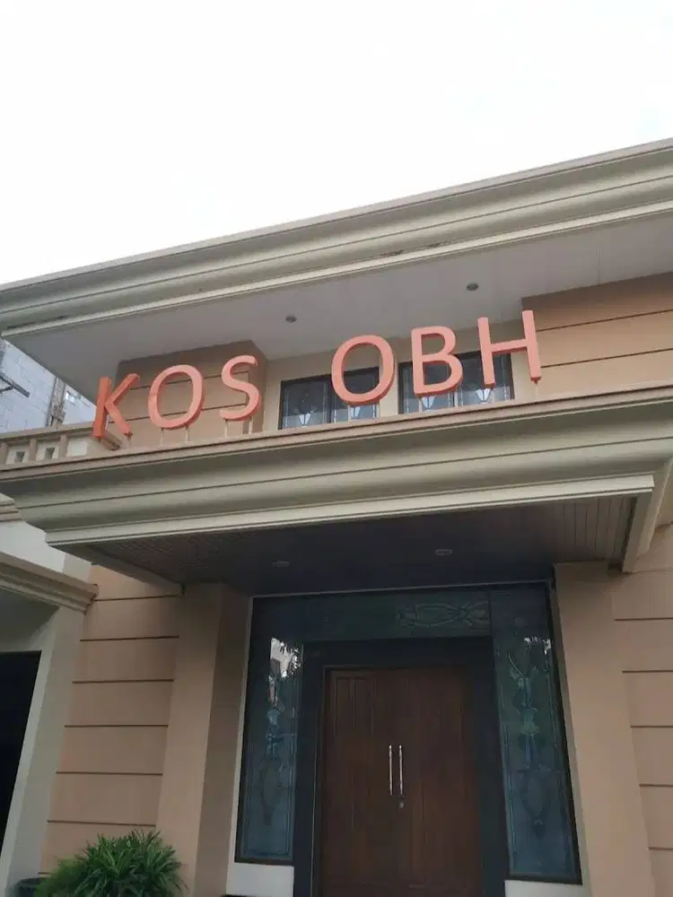 Lowongan Kerja, Kost OBH