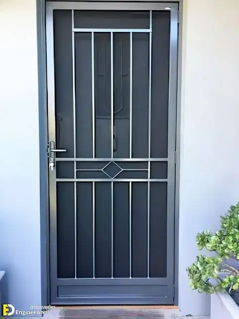 Pintu Teralis Besi Minimalis untuk Pengaman Rumah