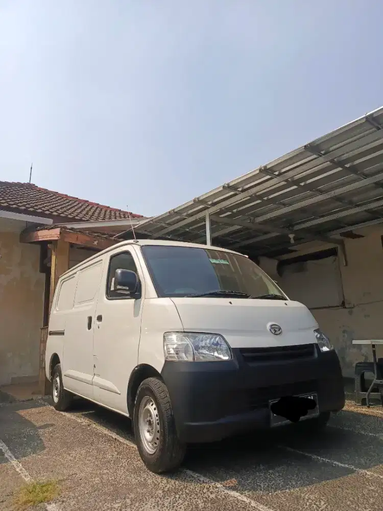 Rent Sewa Grand Max Blind Van 2022