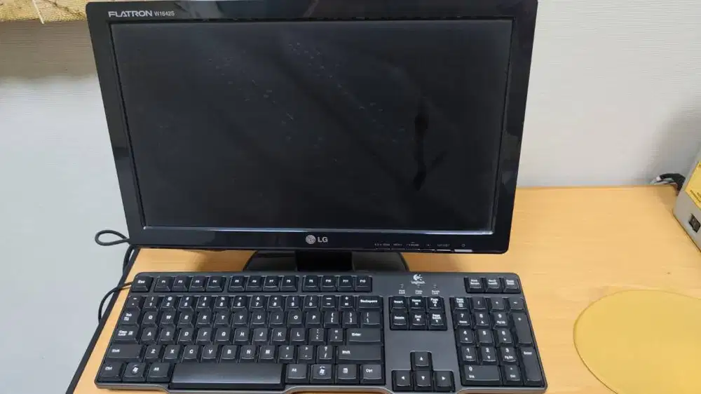 JUAL MONITOR BEKAS LG W1642S