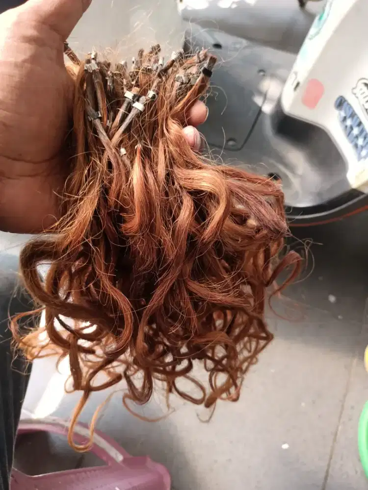 Rambut sambung pirang