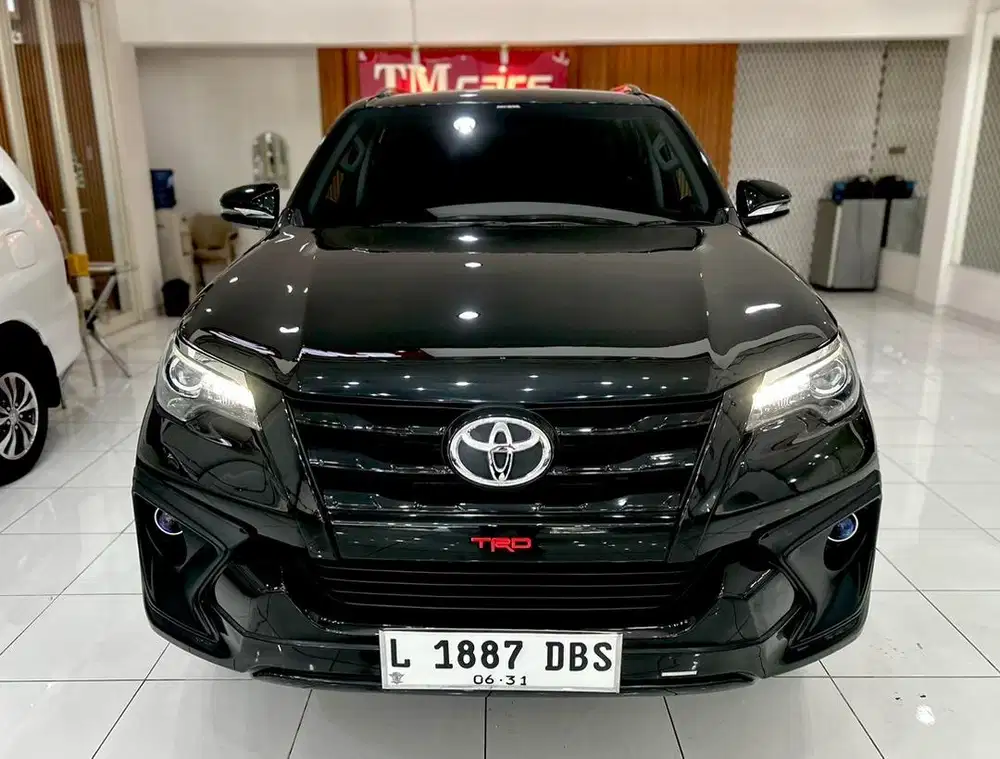 Fortuner VRZ TRD 2.5 Dsl AUTOMATIC 2018.Km 77 RIBU