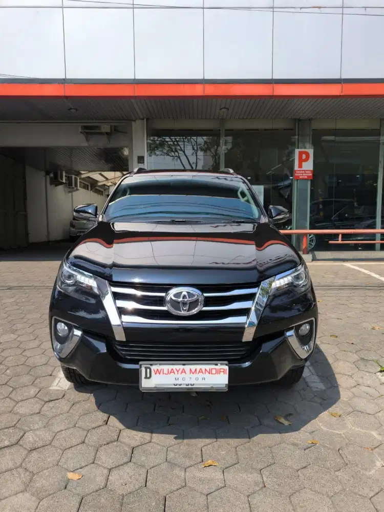 TOYOTA FORTUNER 2.4 VRZ DIESEL A/T 2018