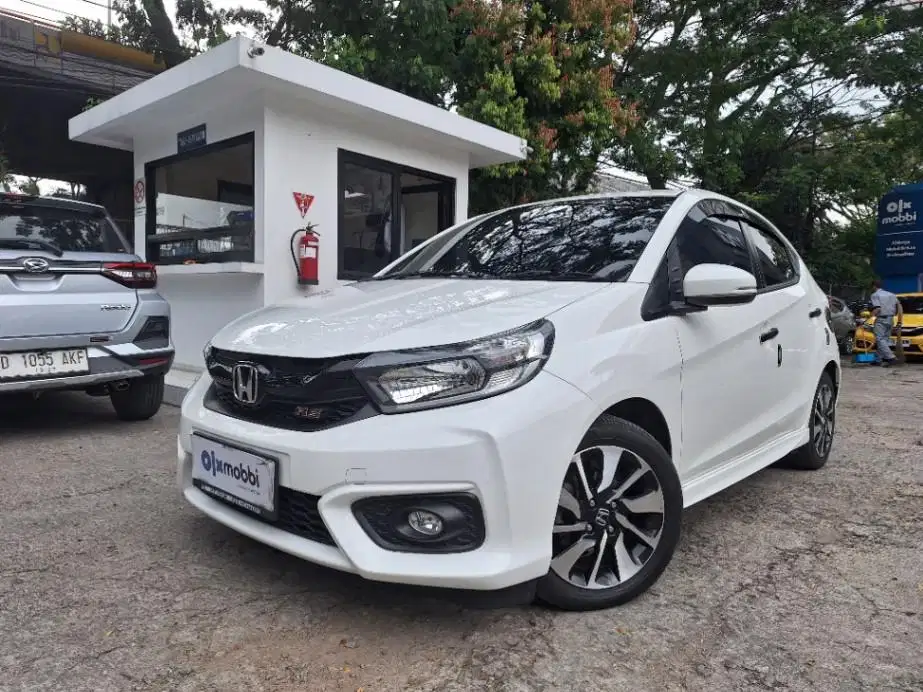 DP MURAH Honda Brio 1.2 RS Bensin-AT 2023 Putih CAKJD