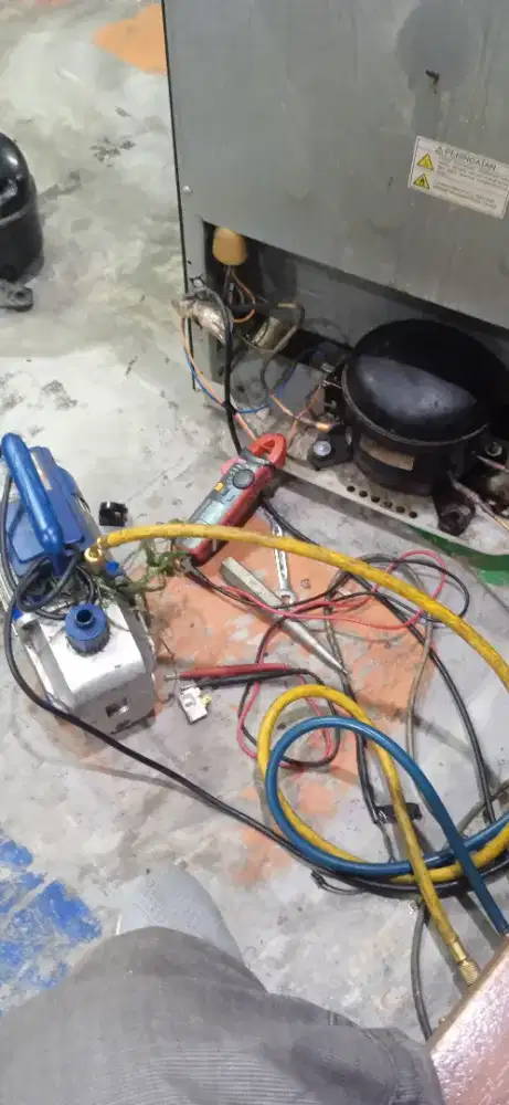 Servis elektronik