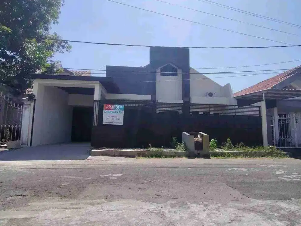 Disewakan Rumah Dharmahusada Indah , Semi Furnish Murah