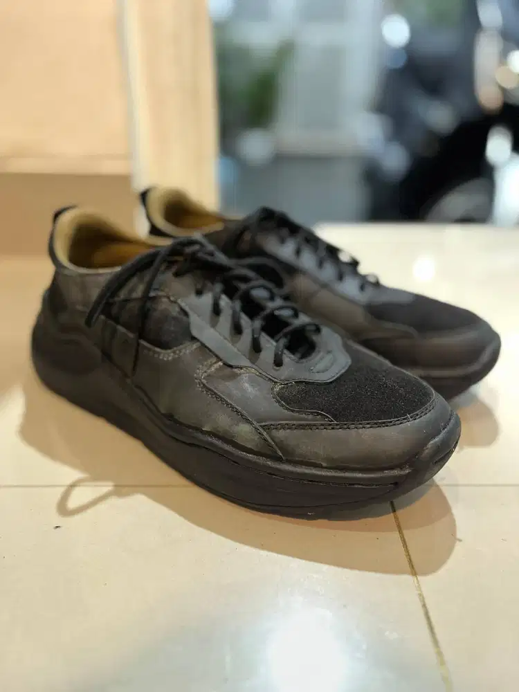 Sepatu Otiv Kiev Sneakers Hitam Pria Casual Kuliah Kerja Travel