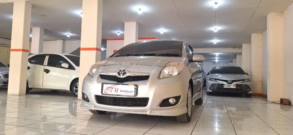 Yaris S Limited 2010