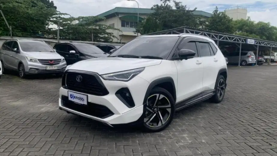 Garansi 1 Th - Toyota Yaris Cross 1.5 S GR TSS Bensin AT 2023 Putih