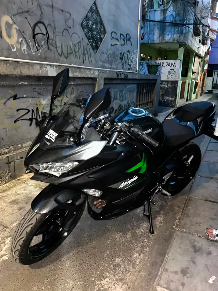 Jual BU kawasaki ninja 250 thn 2026
