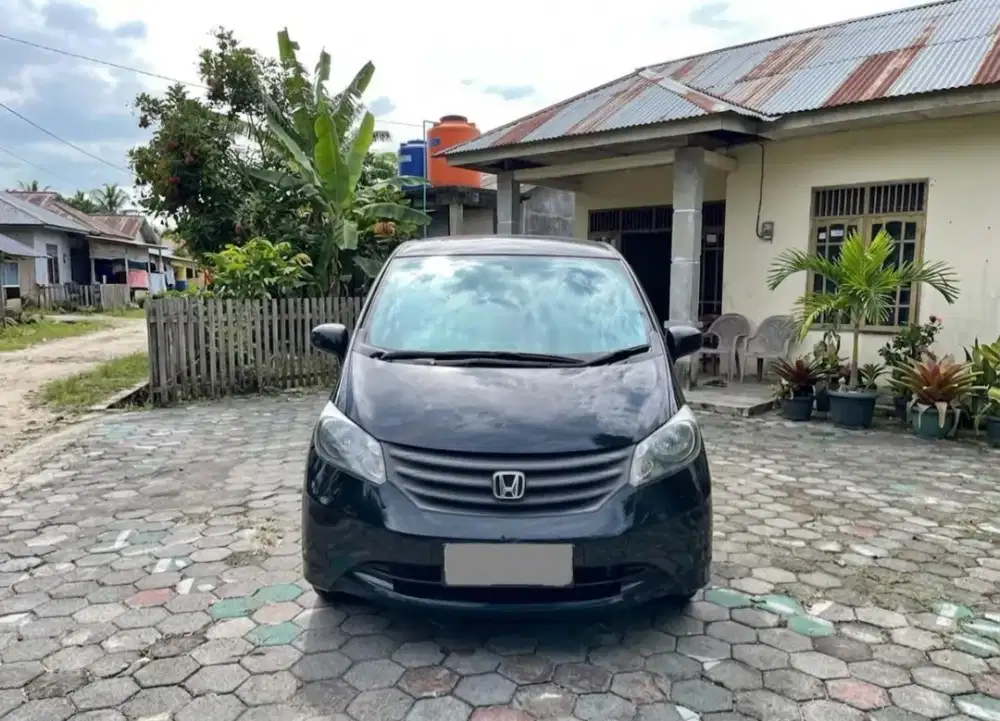 Honda Freed 1.5 S 2013