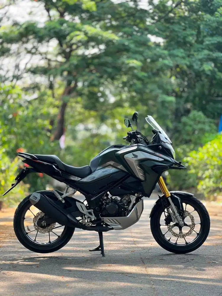 HONDA CB150X 2022 HIJAU KM 4K PAJAK ON SIAP RIDING