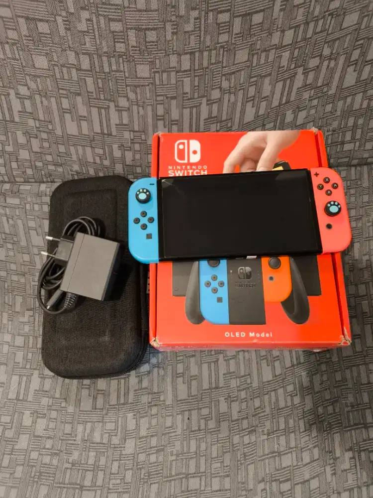 Nintendo Switch Oled CEFWEE 1TB 2025