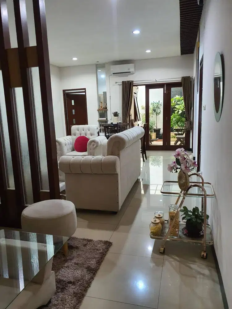 Dijual Rumah Full Furnish di Buahbatu Regency Bandung