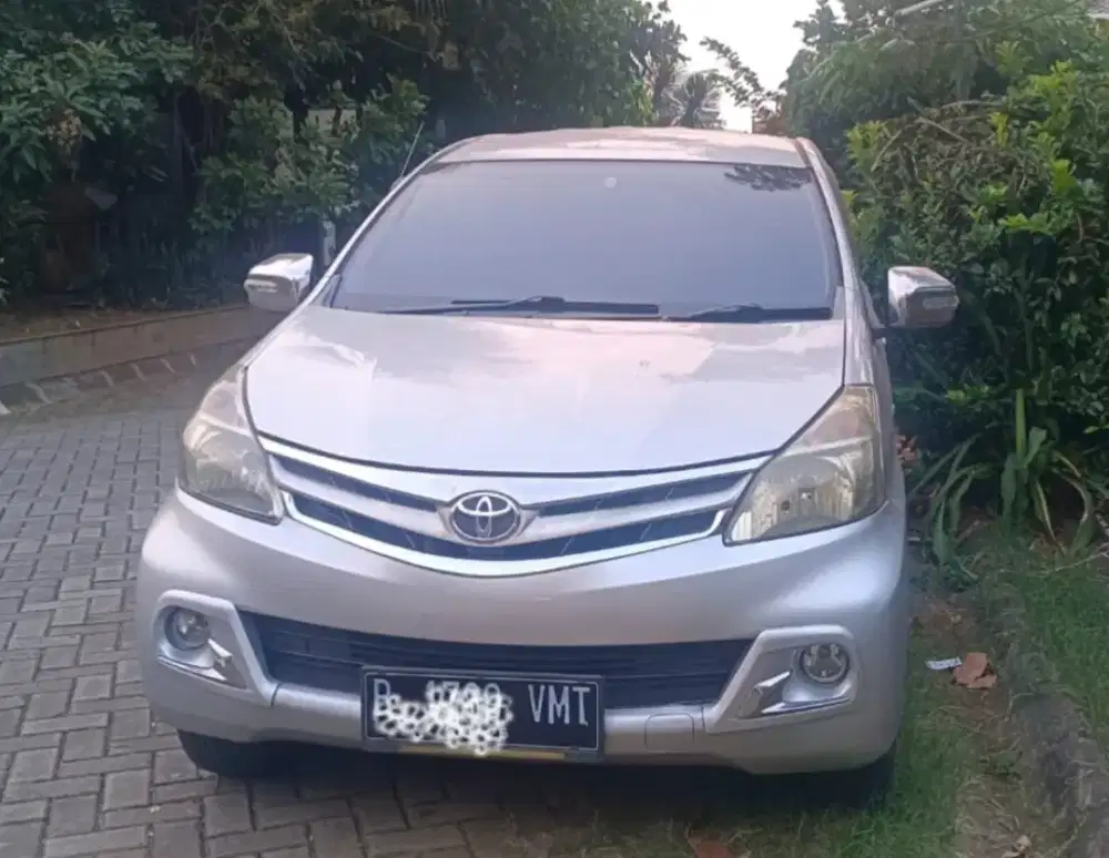 Toyota Avanza 2012 Bensin