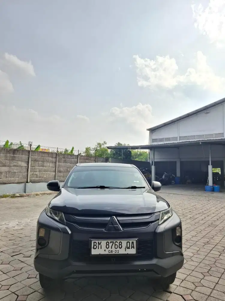 Triton 2021 HDX manual. Km 111rb