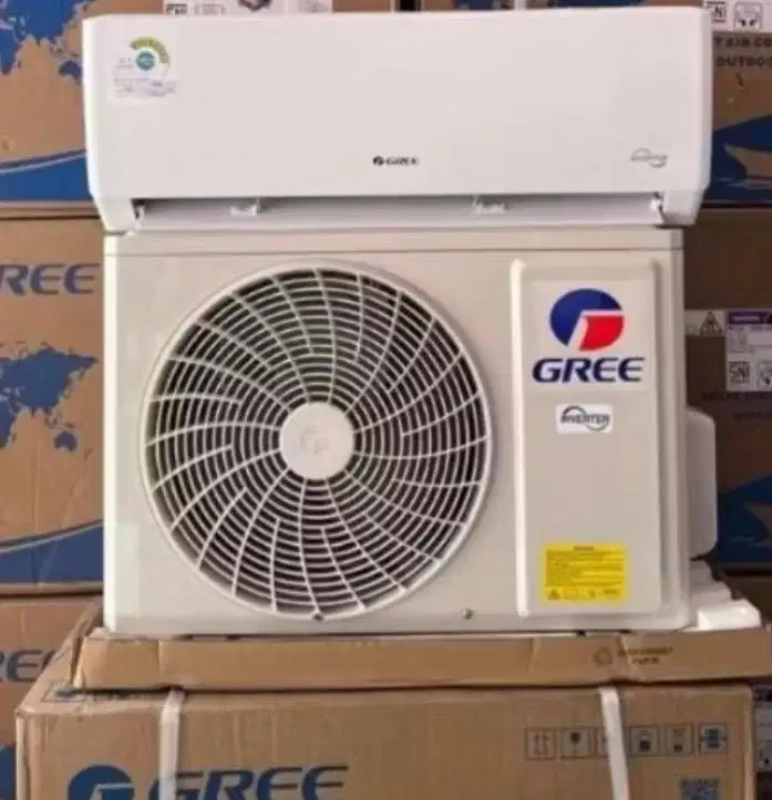 Dijual AC GREE 1/2pk