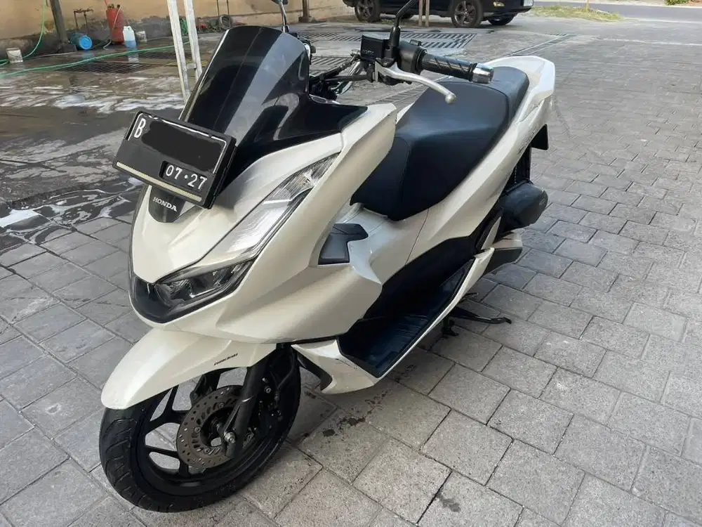 Honda PCX 160 CBS Tahun 2022