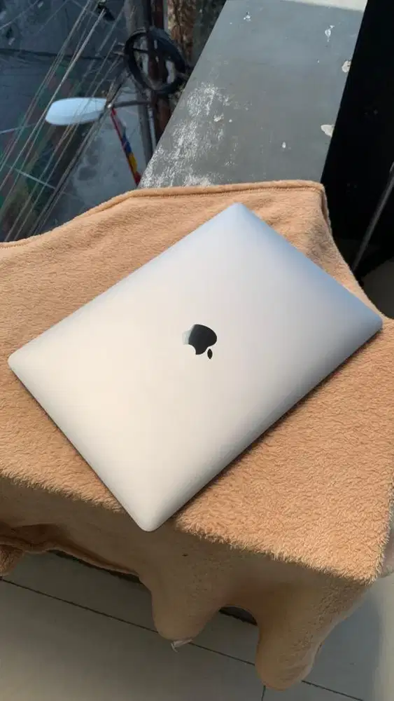 Macbook Air M1 8/128GB