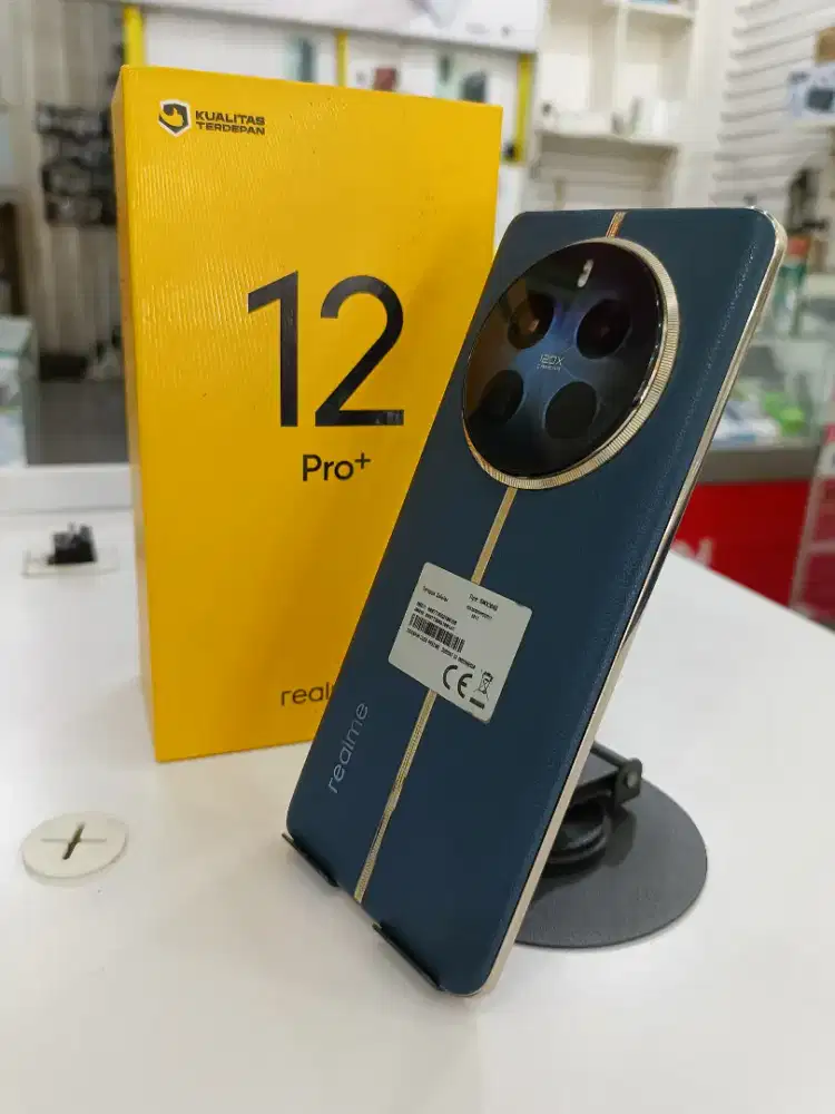 Realmi 12 pro + 12/512,seken seperti baru,no minus ,fullset,,