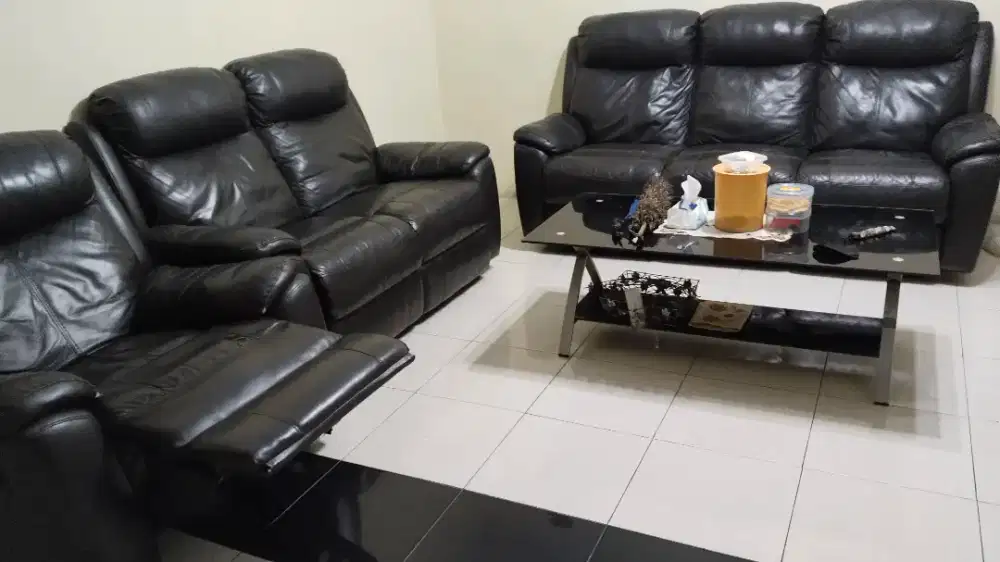 Sofa recliner bahan kulit