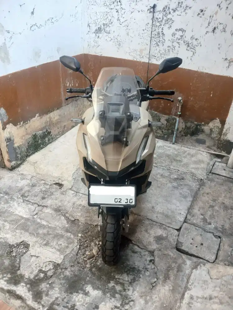 Honda Adv 2024 160 ABS Coklat