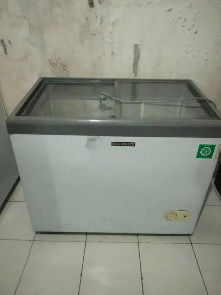 FREZER KACA 200LITER ( FRIGIGATE )