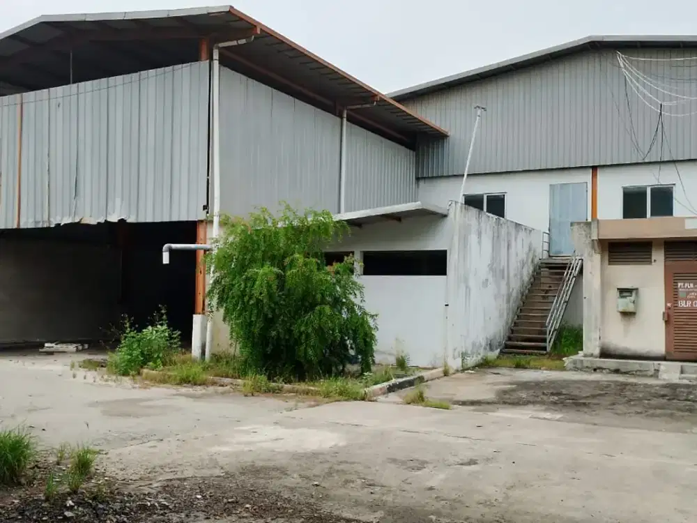 DIJUAL TANAH PABRIK 2 HA ADA KANTOR MESS  BALARAJA BARAT SERANG Tangerang