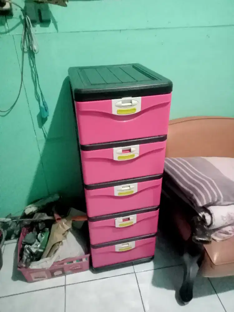 Laci lipat lemari plastik rak susun