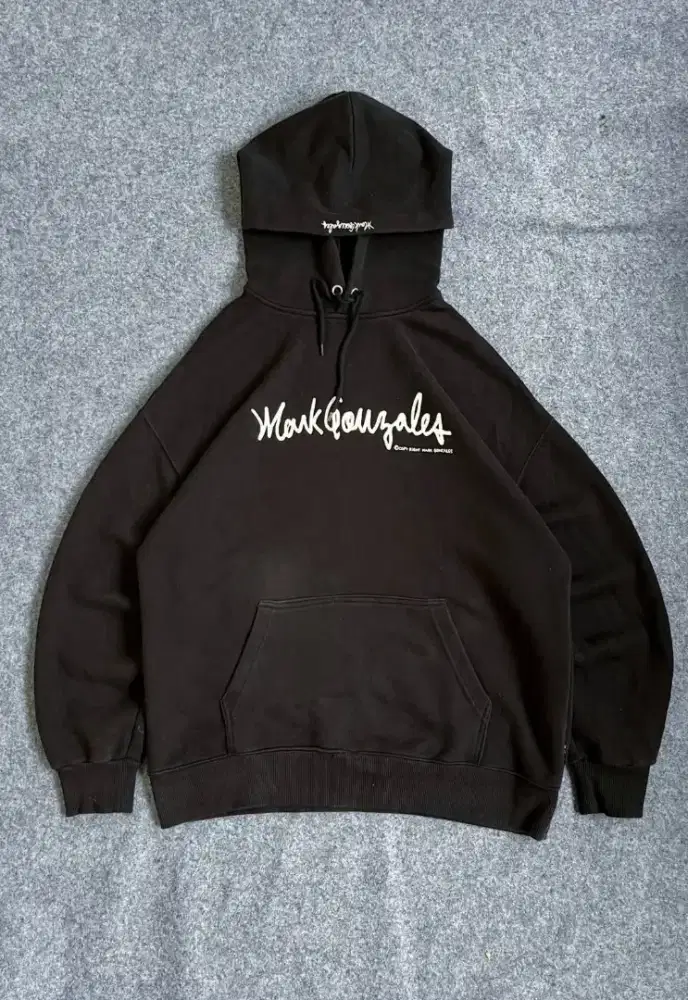 Hoodie Mark Gonzales