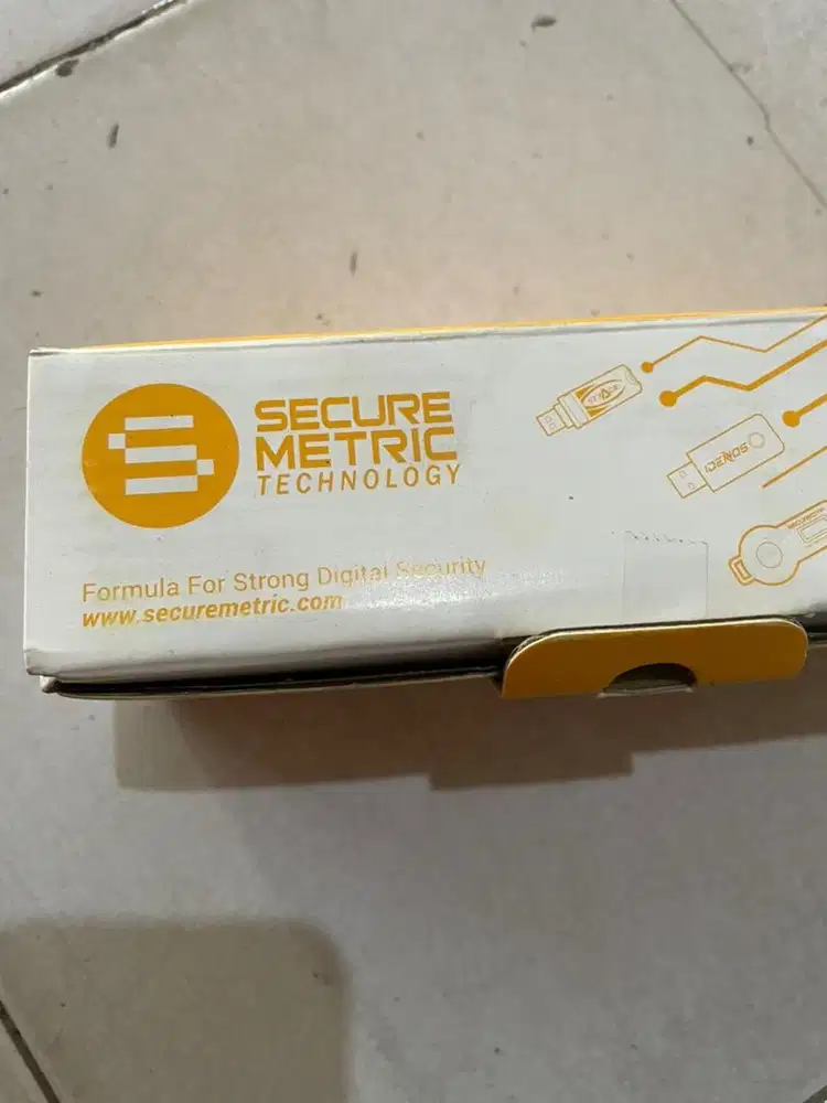 Dongle secure metric