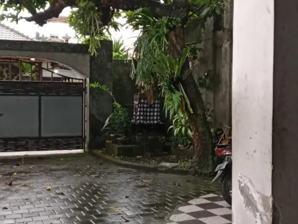 RUMAH LANTAI 3 VIEW SAWAH LANGKA DI TRENGGULI DENPASAR