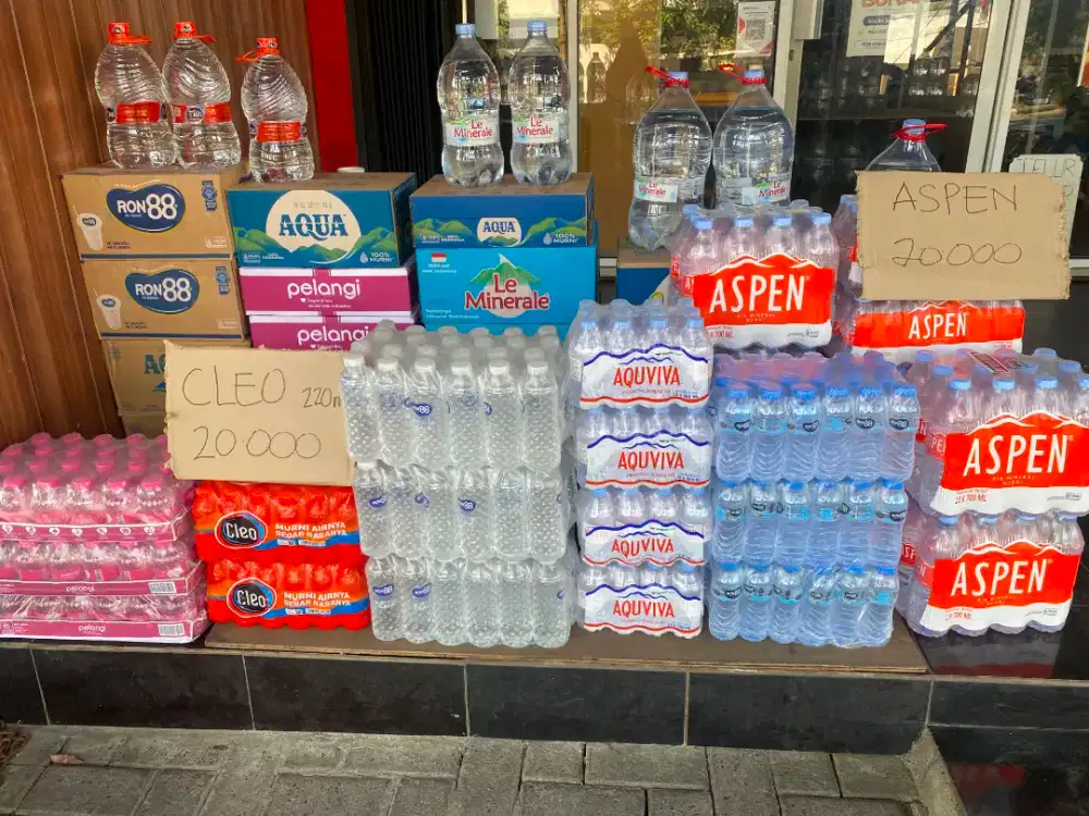 Air mineral ready banyak