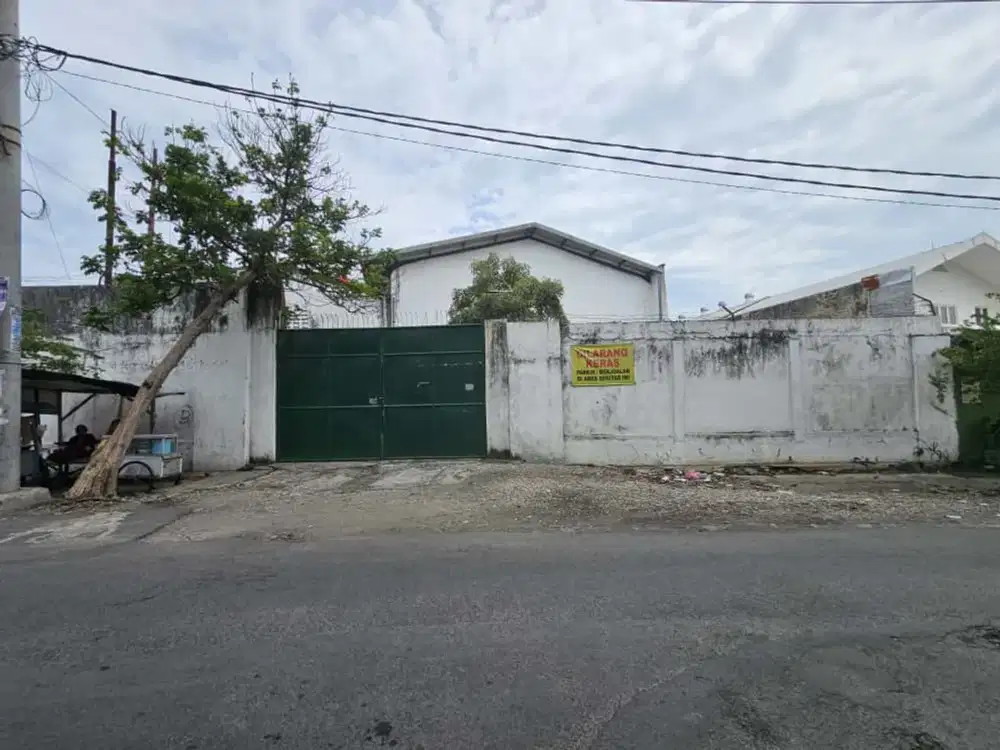 Tambak Deres  Gudang Bekas pabrik. Ada kantor
