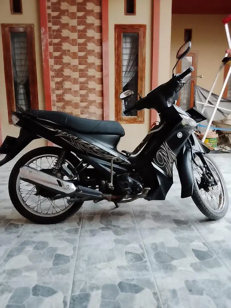 Dijual cepat motor yamaha Vega ZR