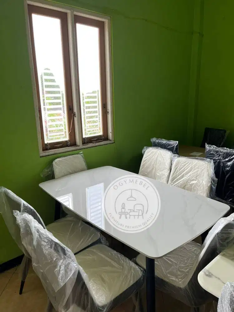 READY MEJA MAKAN 6 KURSI MARMER TERLARIS SALE