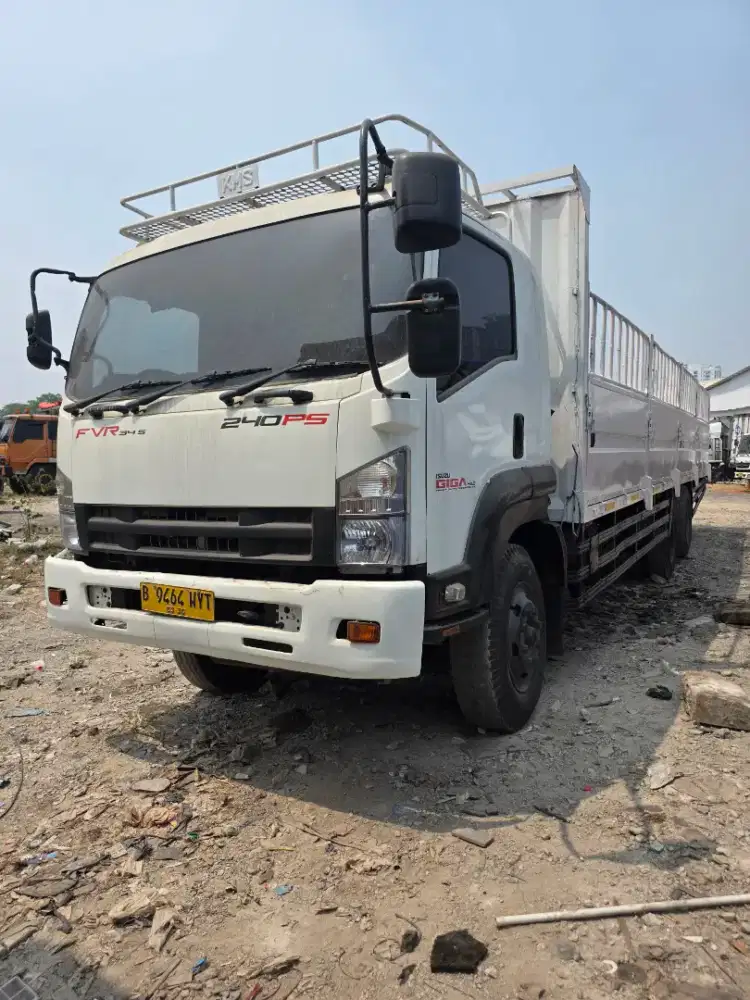 ISUZU GIGA FVR BAK TRI WAY THN 2015